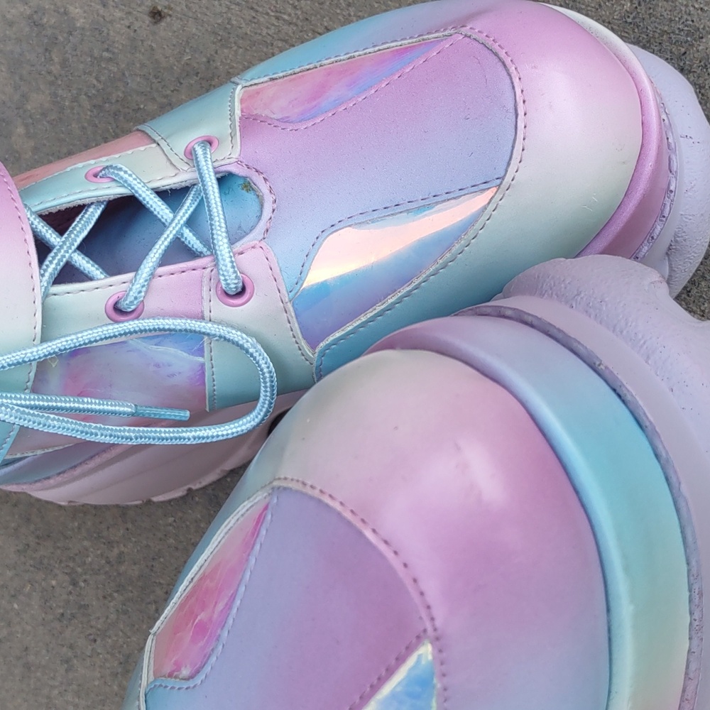 Sugar Thrillz Size 10 Platform Iridescent Shoes - Picture 12 of 16